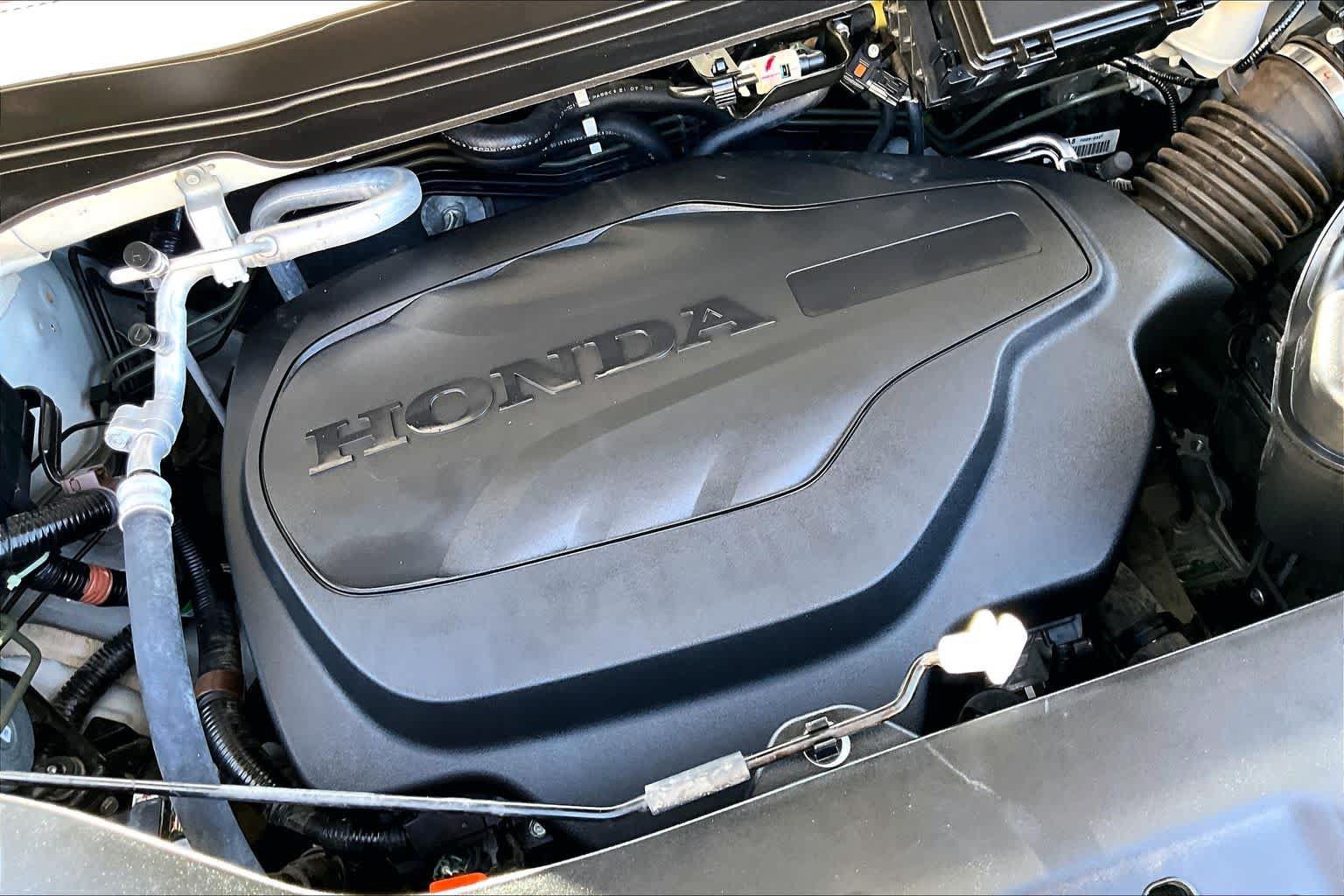 Used 2022 Honda Pilot Sport image 33