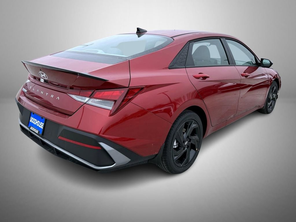 New 2026 Hyundai Elantra Sport image 5