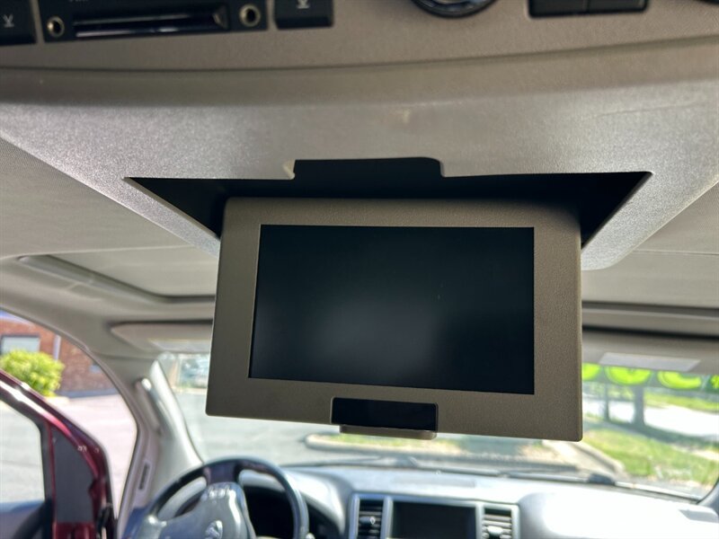 Used 2010 INFINITI QX56 4WD image 12