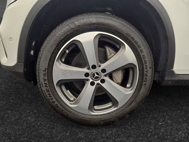 Used 2022 Mercedes-Benz GLC 300 4MATIC image 4