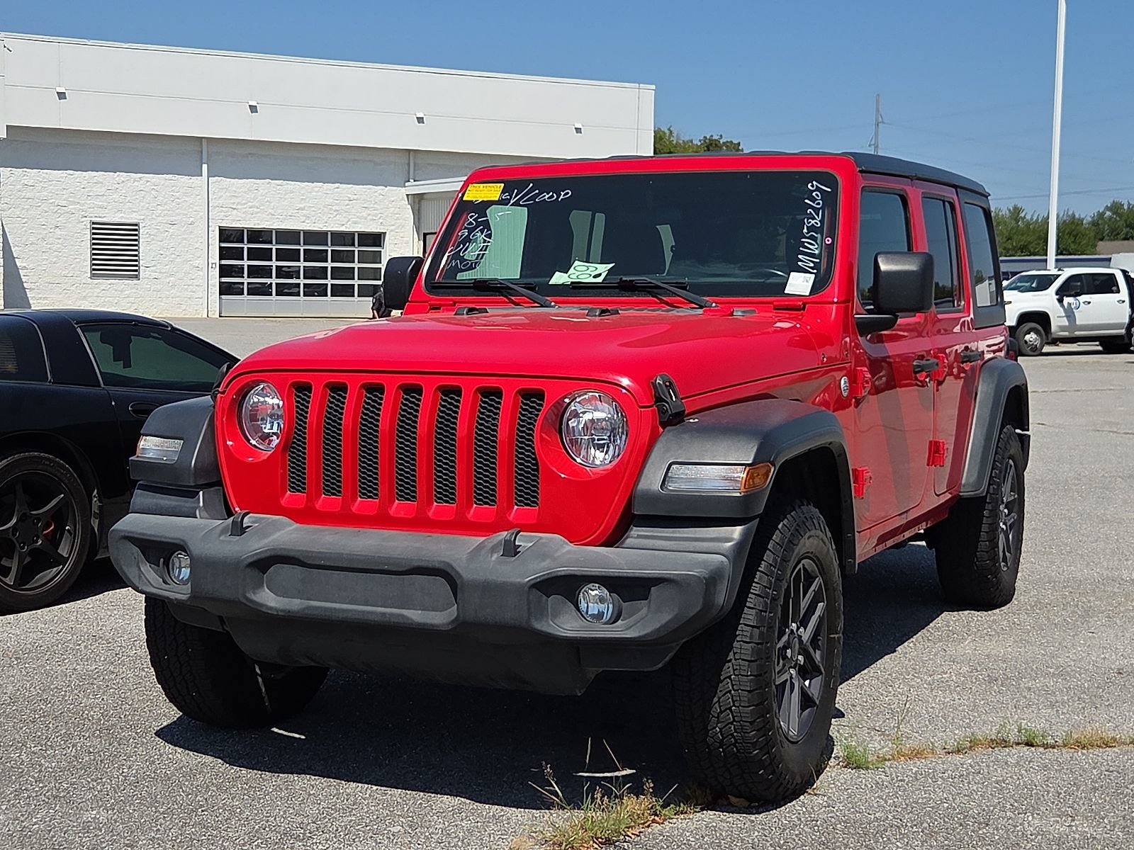 Used 2021 Jeep Wrangler Unlimited Sport AWD/4WD image 2