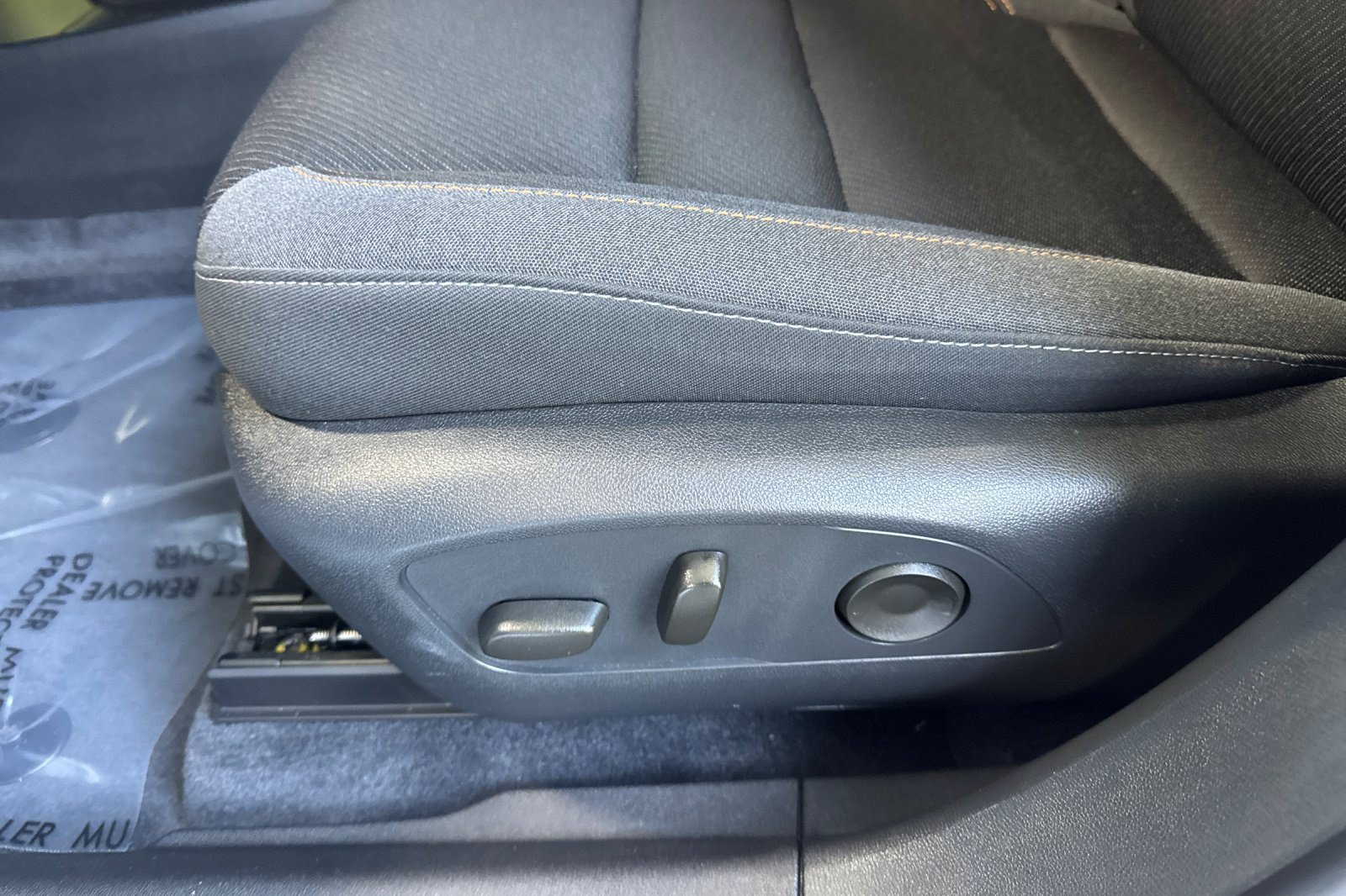 Used 2024 Honda Prologue EX image 15