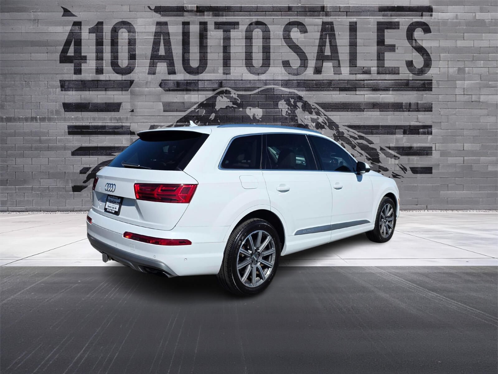 Used 2019 Audi Q7 3.0T Premium Plus w/ Premium Plus Package AWD/4WD image 3