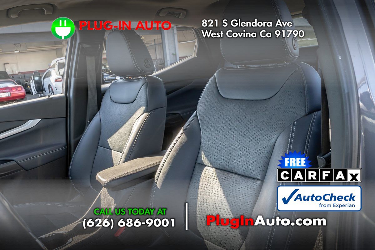 Used 2022 Chevrolet Bolt EUV Premier w/ Sun & Sound Package image 7