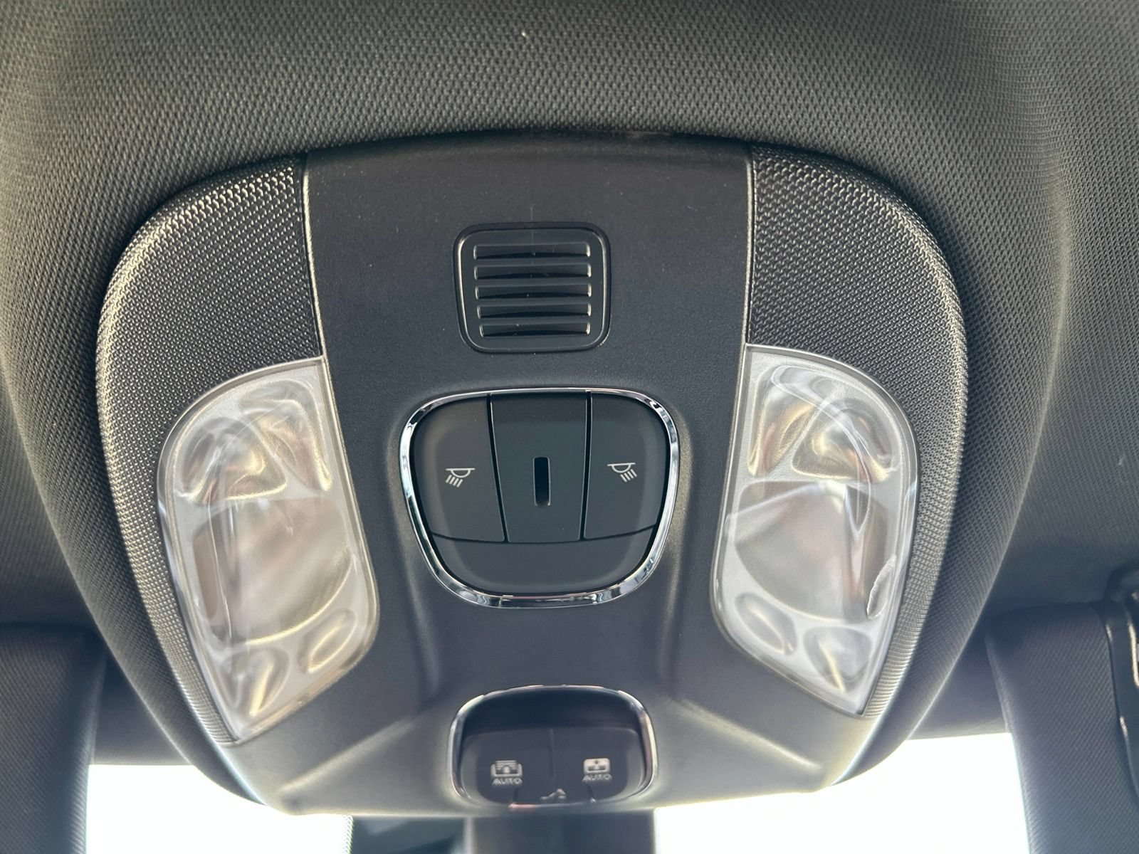 New 2026 Jeep Compass Latitude AWD/4WD image 29