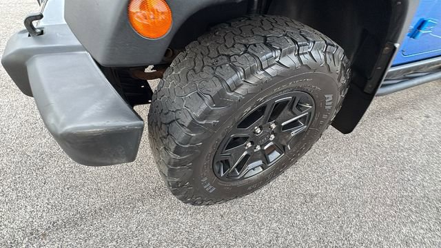 Used 2016 Jeep Wrangler Unlimited Willys image 10