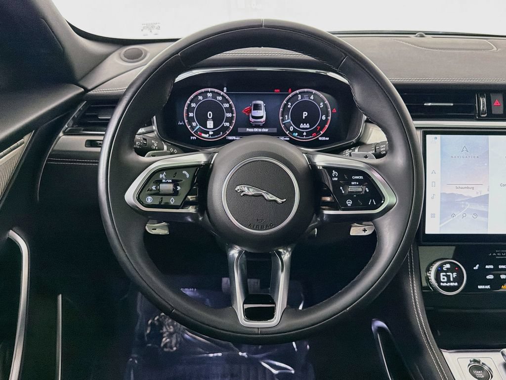Certified 2025 Jaguar F-PACE R-Dynamic S AWD/4WD image 11