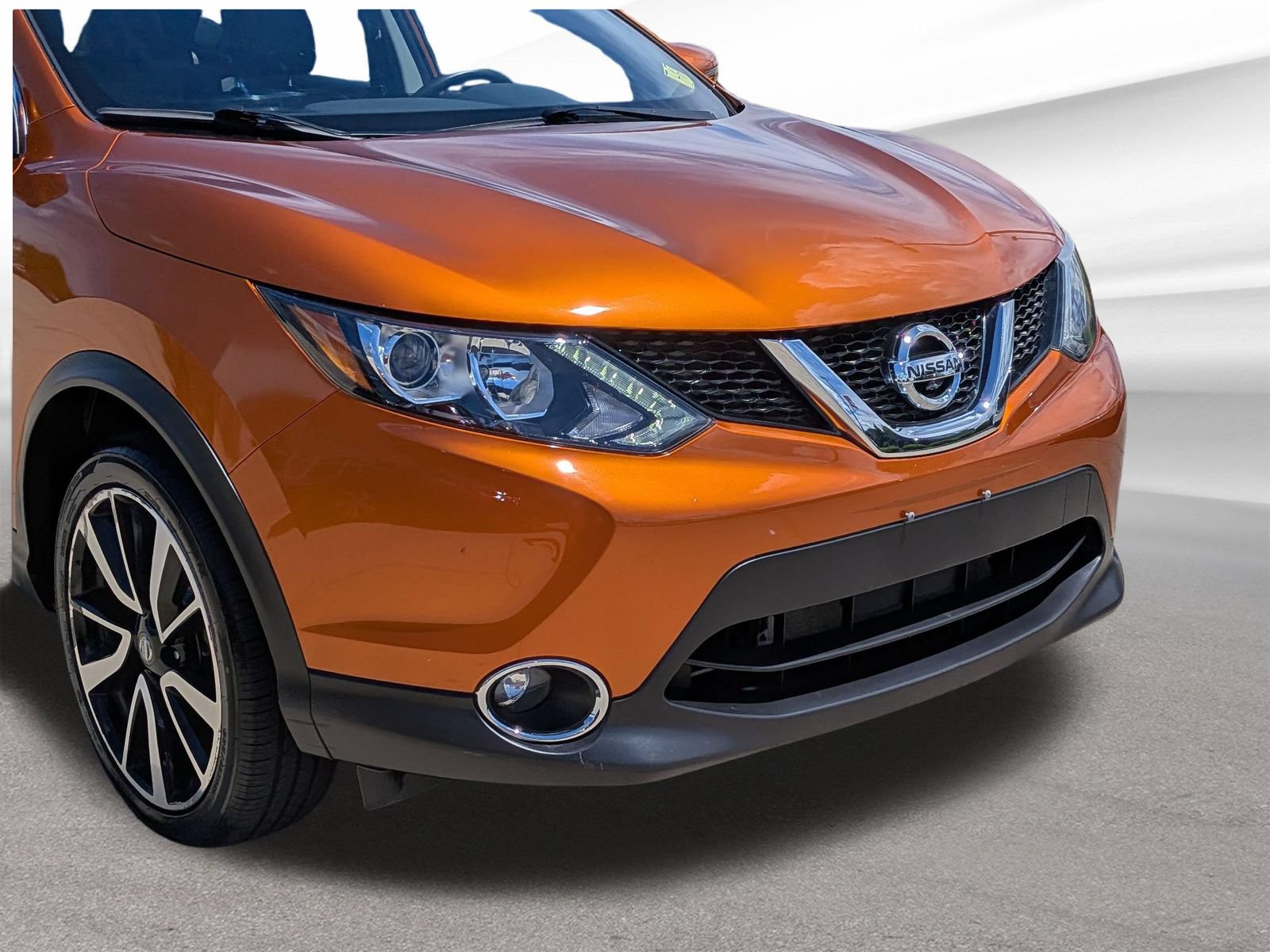 Certified 2017 Nissan Rogue Sport SL AWD/4WD image 38