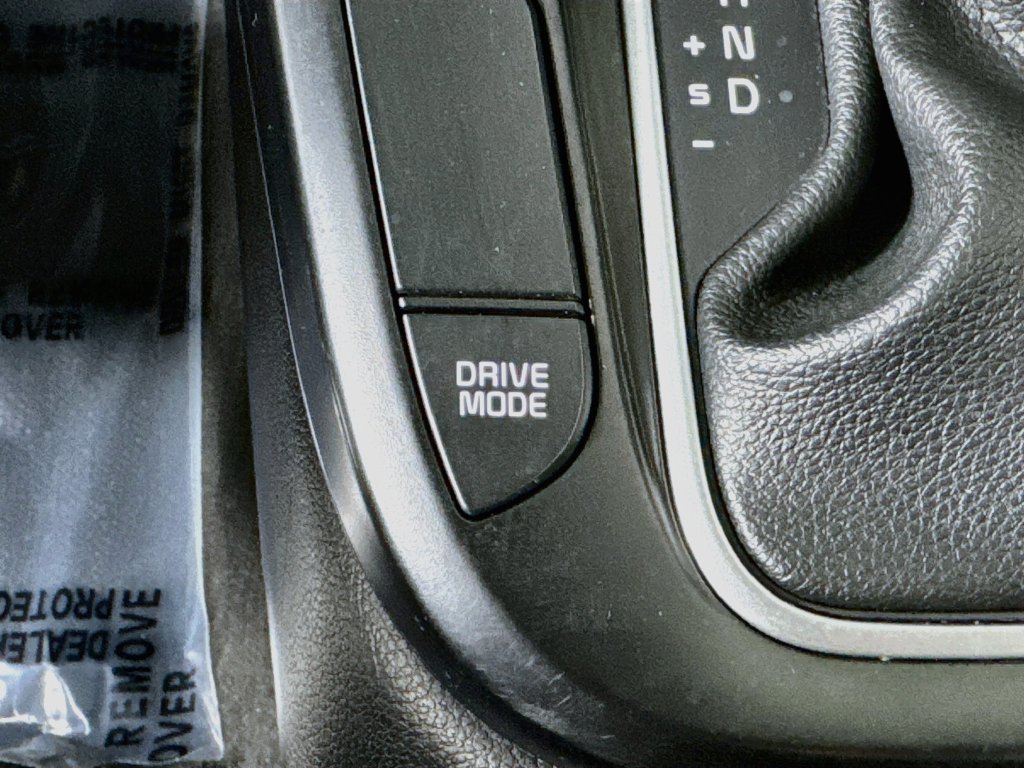 Used 2023 Kia Soul LX w/ LX Technology Package FWD image 17