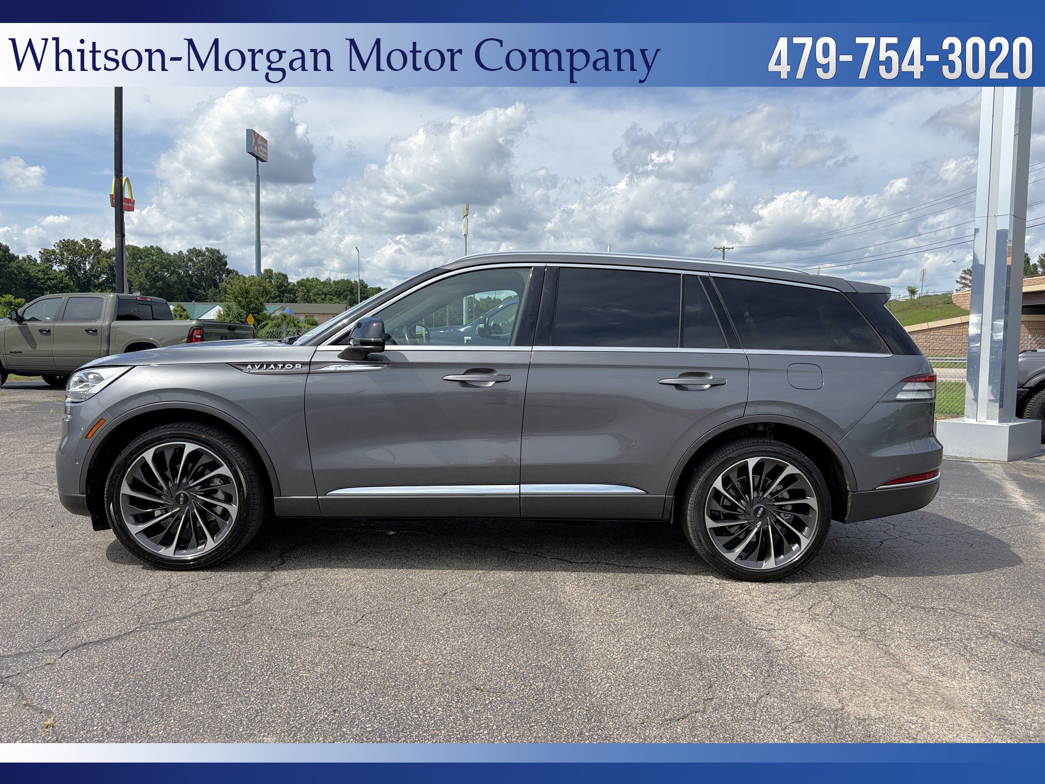 Used 2022 Lincoln Aviator Reserve w/ Equipment Group 201A AWD/4WD image 8