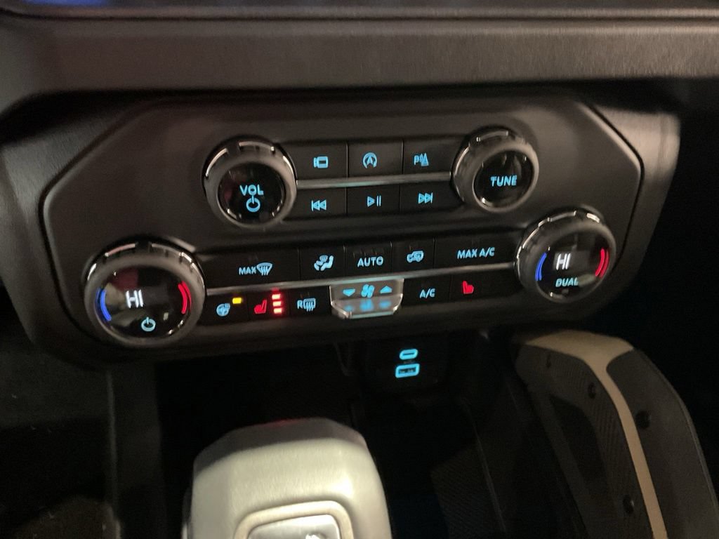 New 2025 Ford Bronco Badlands AWD/4WD image 17