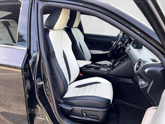 Used 2022 Lexus IS 350 F Sport AWD/4WD image 9