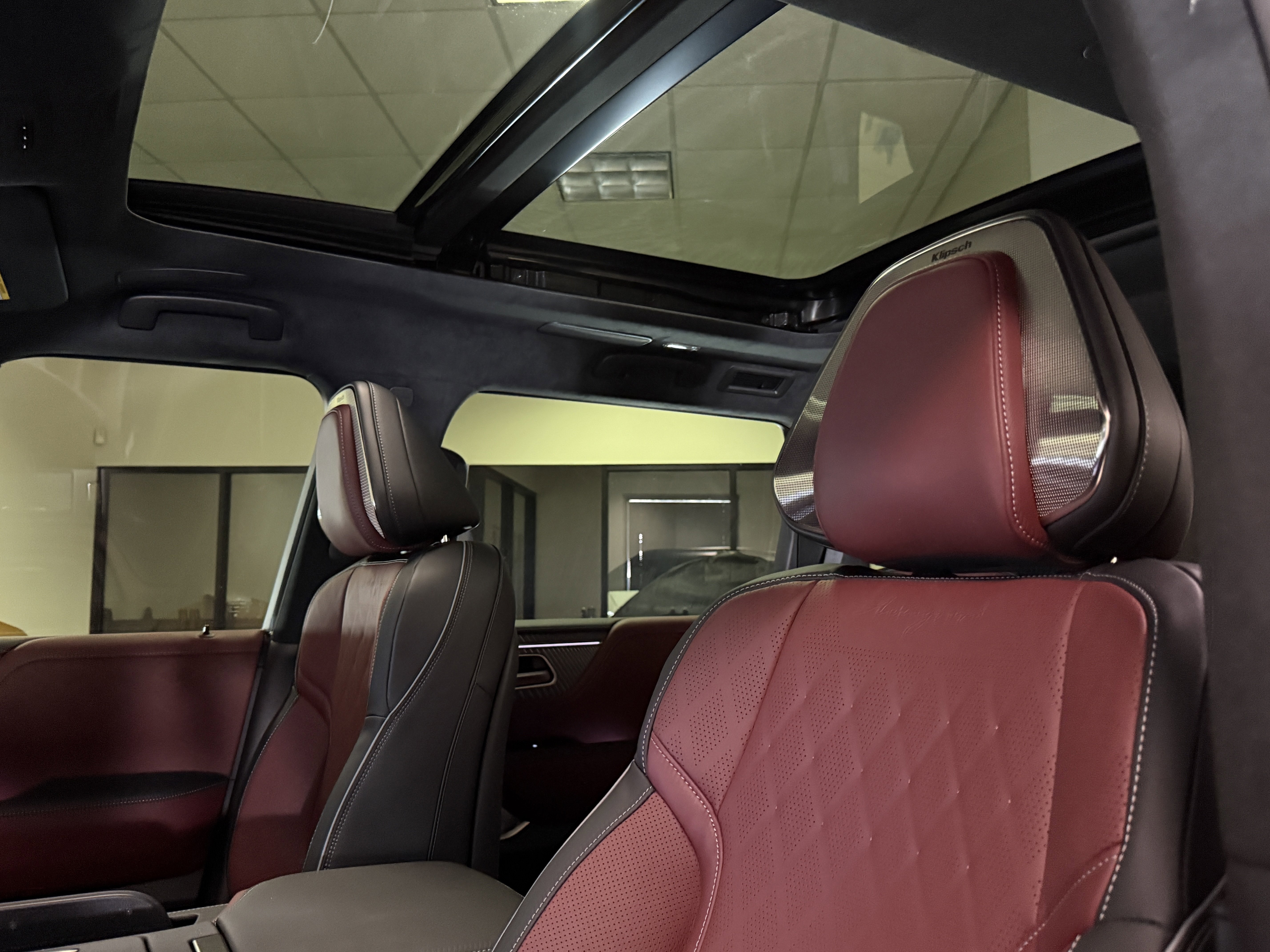 New 2026 INFINITI QX80 Autograph w/ Premium Cargo Package image 14