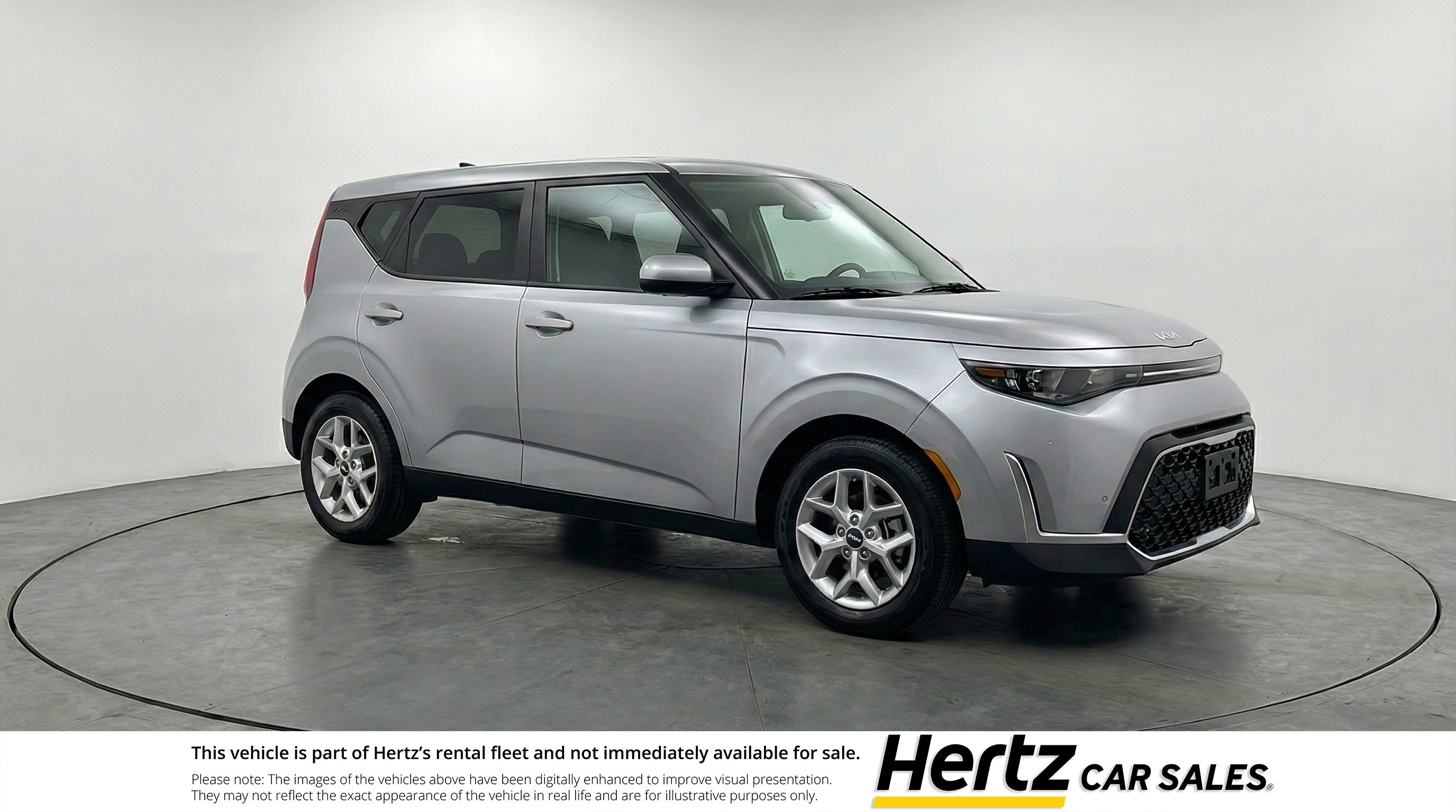 Used 2025 Kia Soul LX w/ LX Technology Package FWD image 1