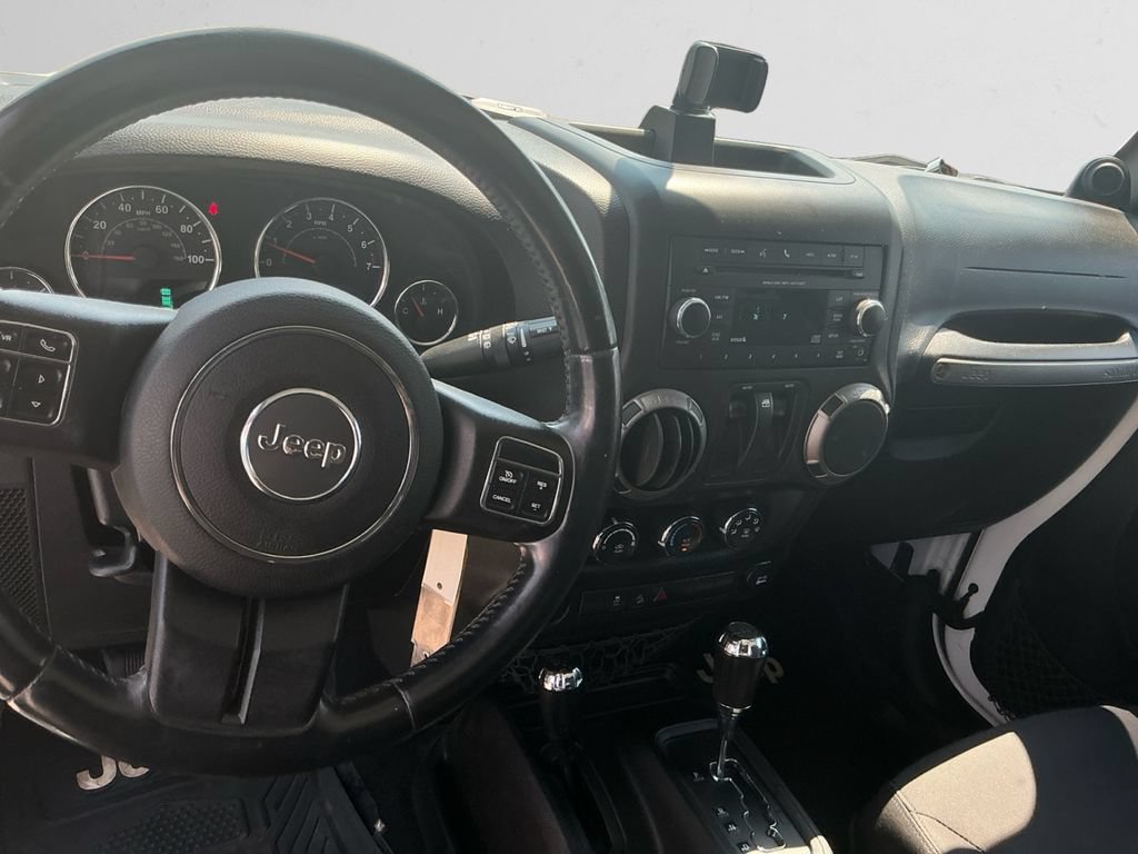 Used 2014 Jeep Wrangler Sport w/ Quick Order Package 24S AWD/4WD image 10
