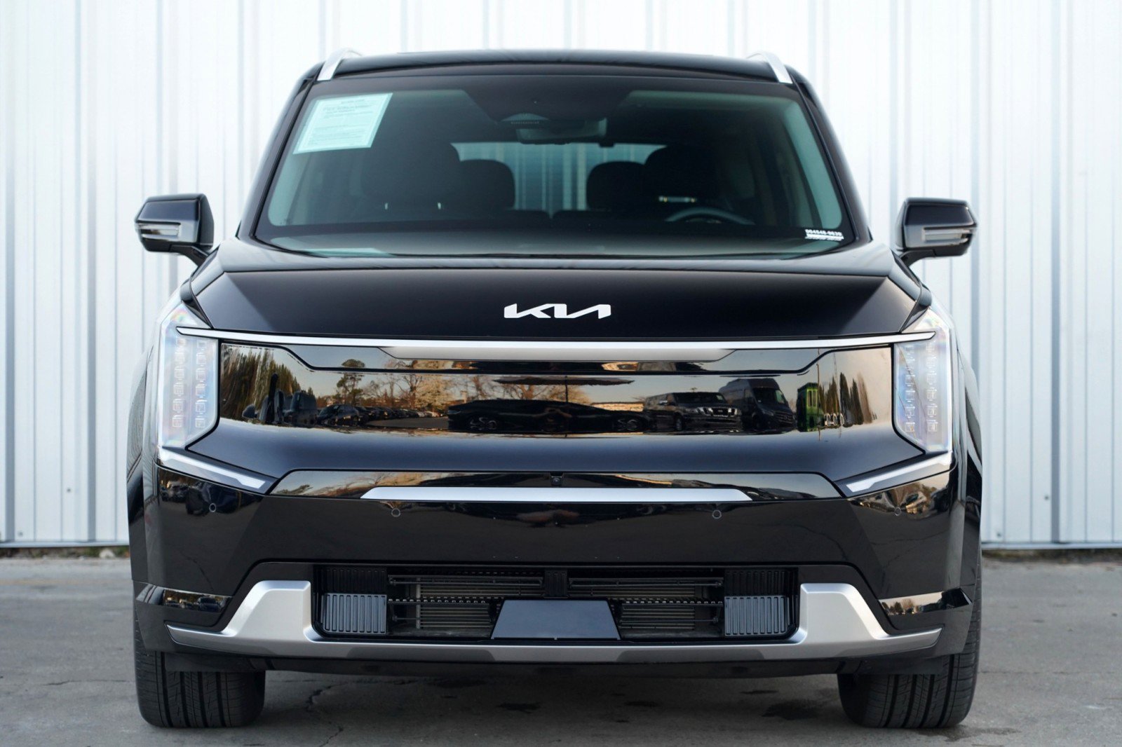 Used 2026 Kia EV9 Land image 7