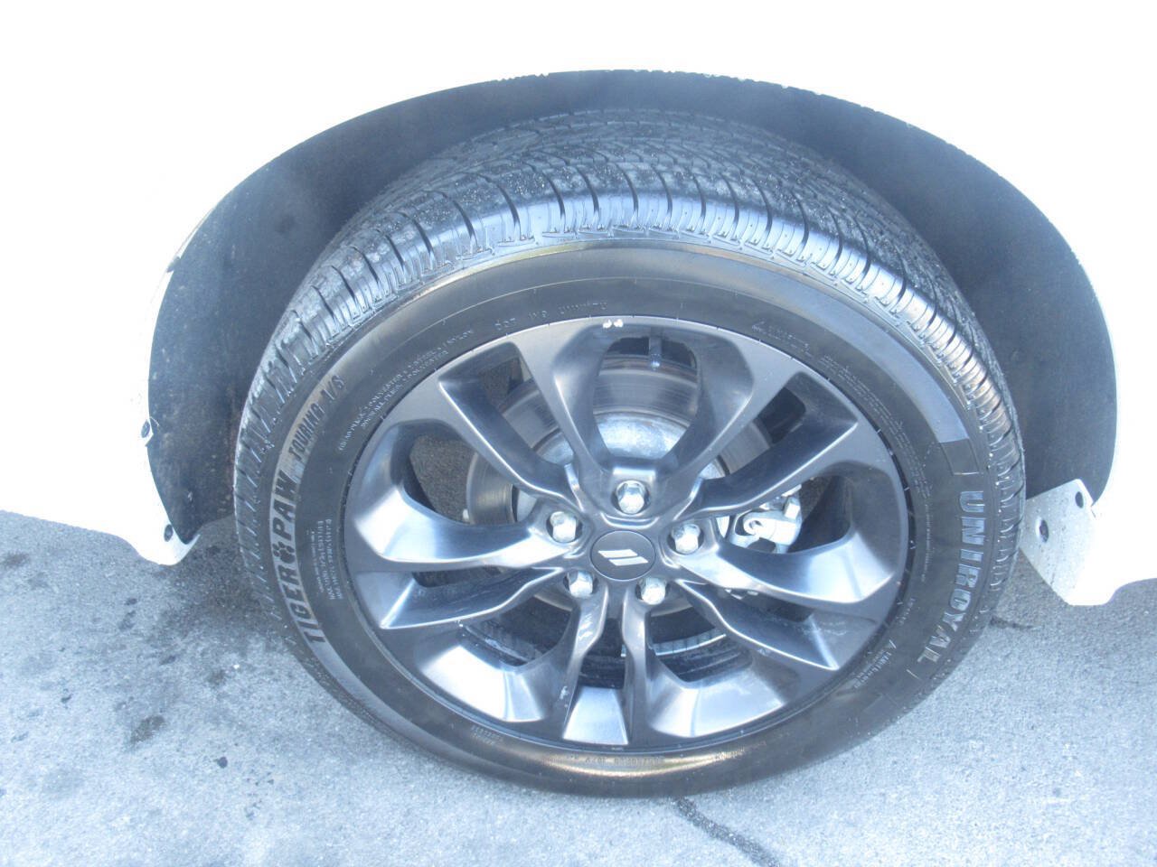 Used 2024 Dodge Durango R/T AWD/4WD image 11