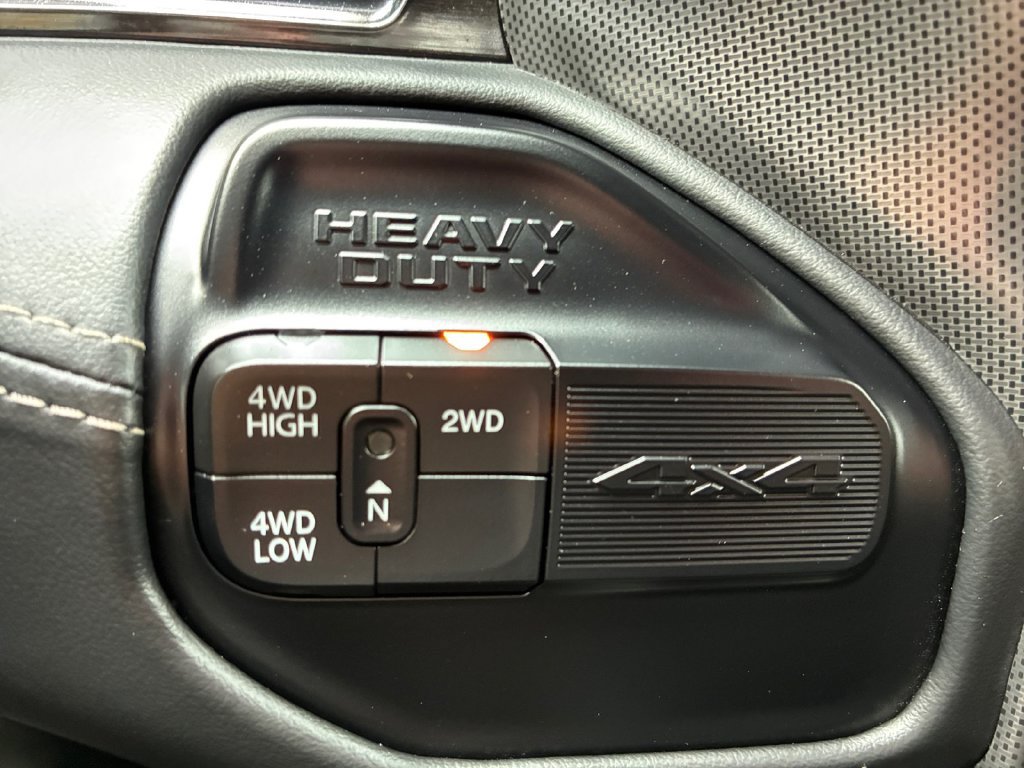 Used 2024 RAM 2500 Limited AWD/4WD image 10