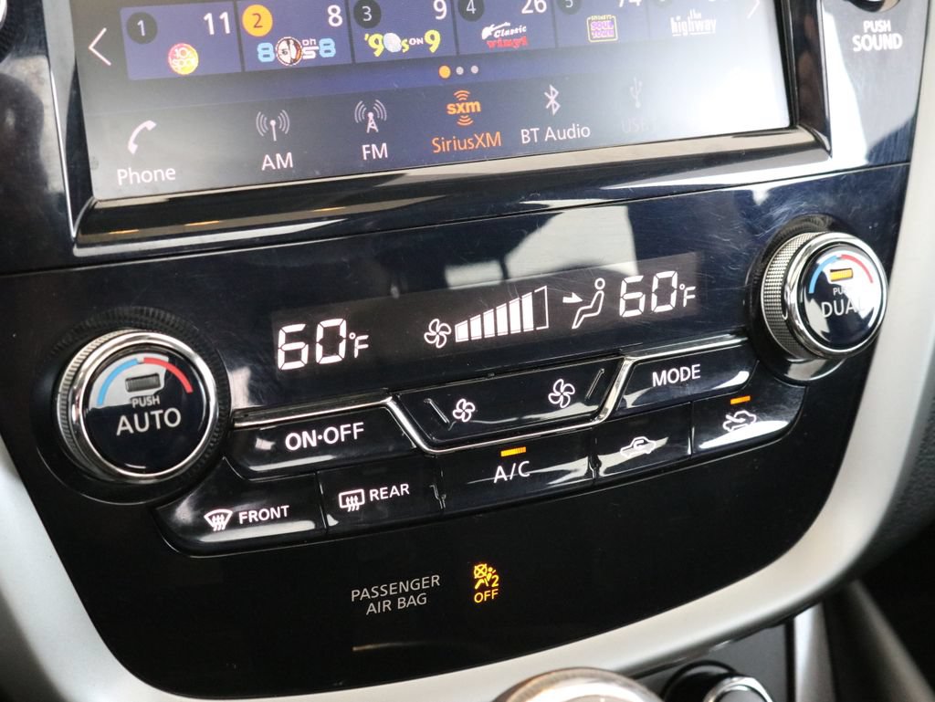 Used 2020 Nissan Murano SL w/ Moonroof Package AWD/4WD image 18