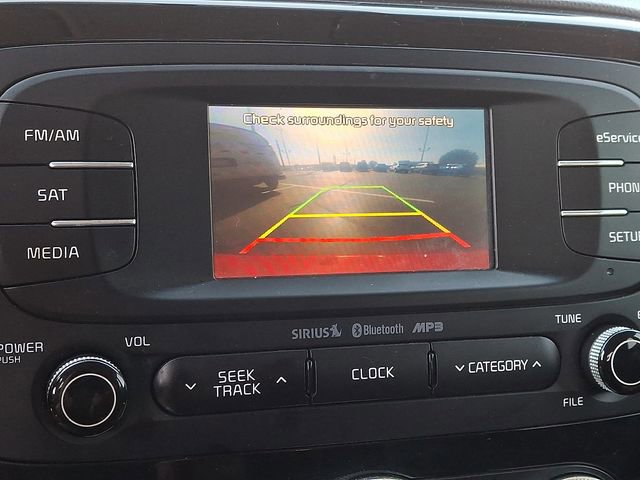 Used 2016 Kia Soul ! FWD image 18