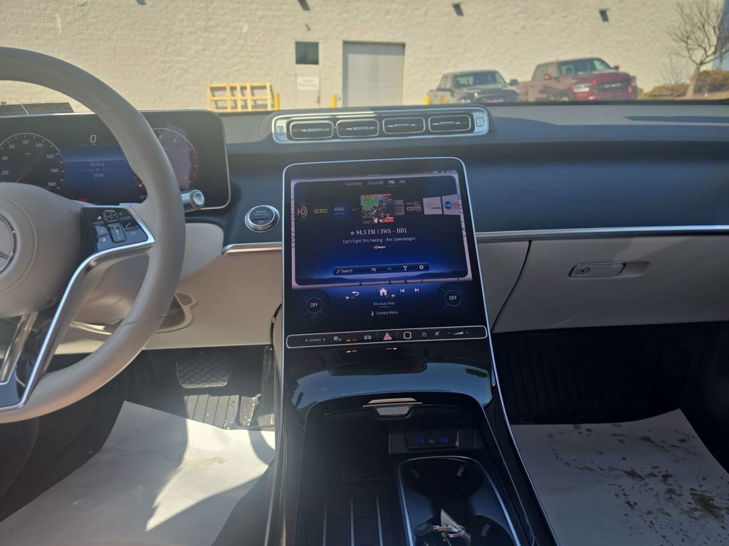 Used 2025 Mercedes-Benz S 500 4MATIC image 17