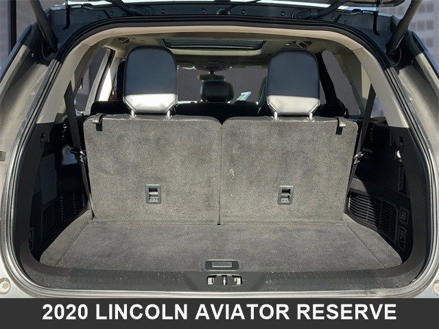 Used 2020 Lincoln Aviator Reserve w/ Equipment Group 201A image 19