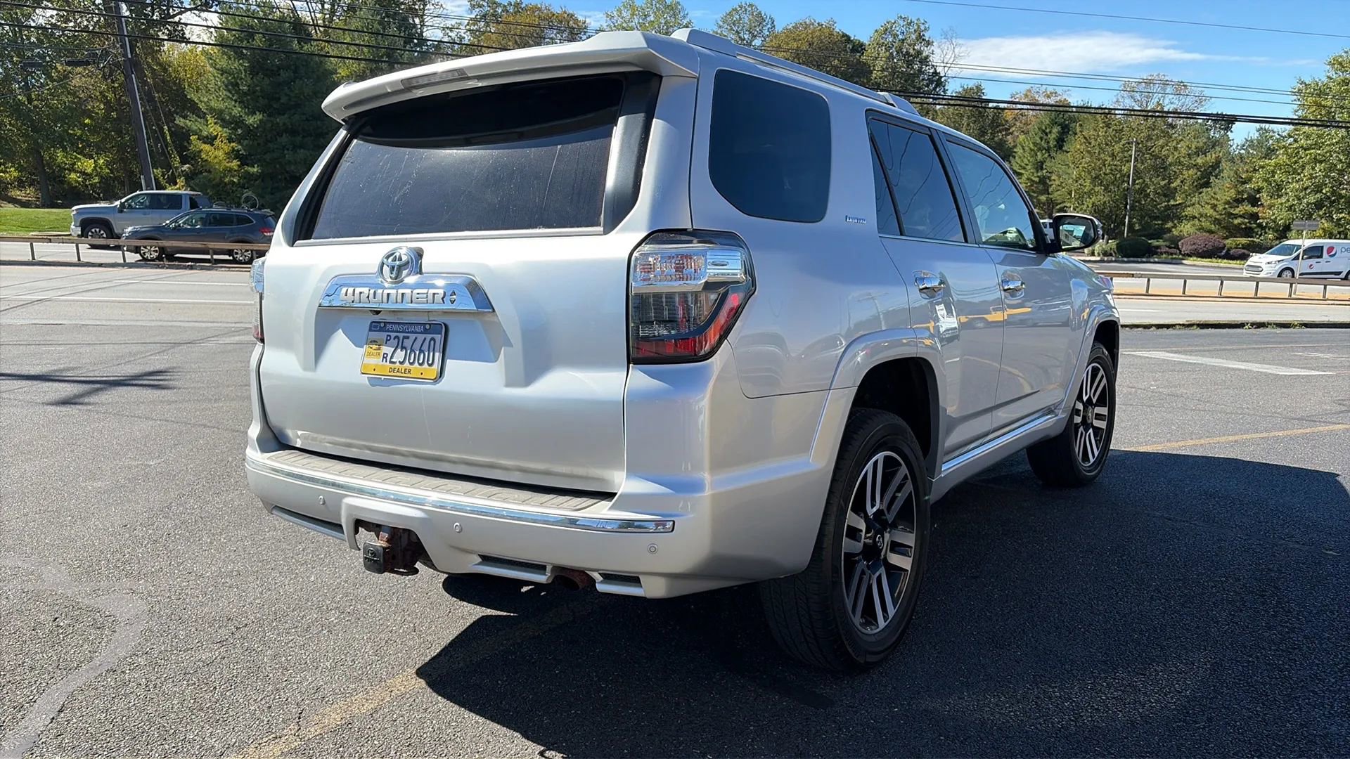 Used 2014 Toyota 4Runner Limited image 11