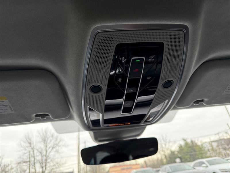 Used 2019 Audi A8 L 4.0T image 30