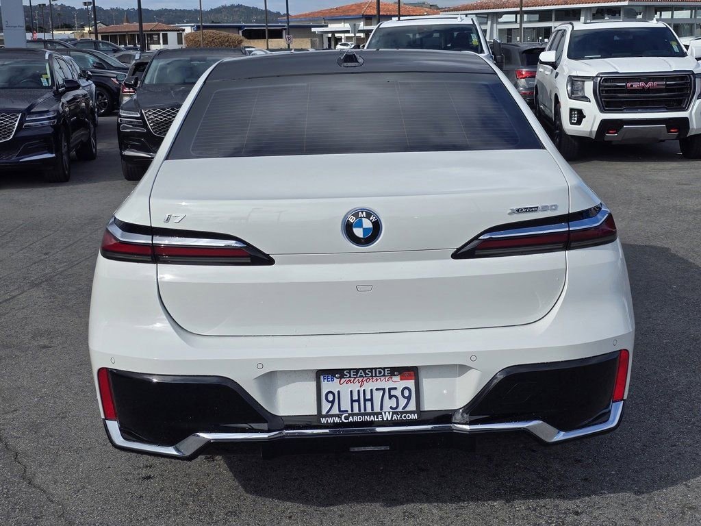 Used 2024 BMW i7 xDrive60 image 33