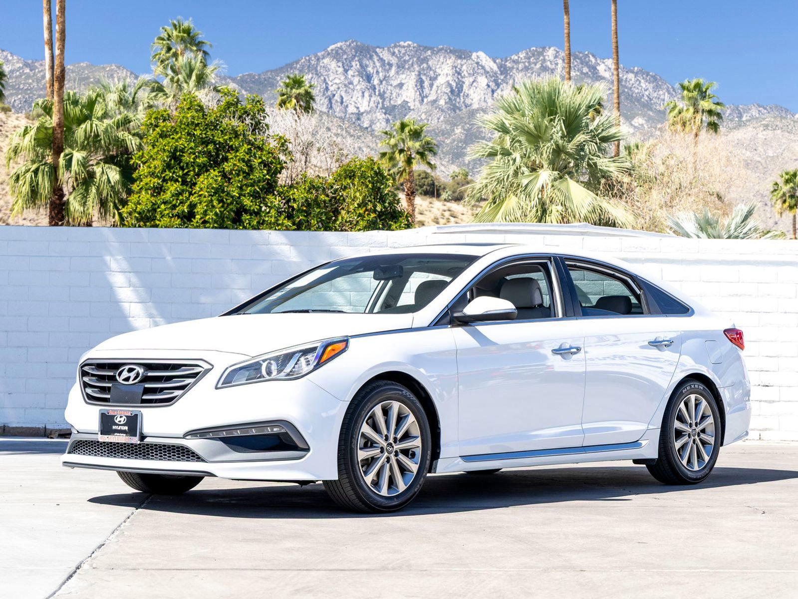 Used 2017 Hyundai Sonata Limited w/ Ultimate Package 04