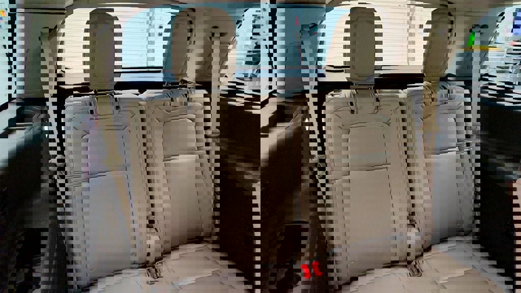 Used 2020 Lincoln Aviator Reserve w/ Equipment Group 202A AWD/4WD image 22