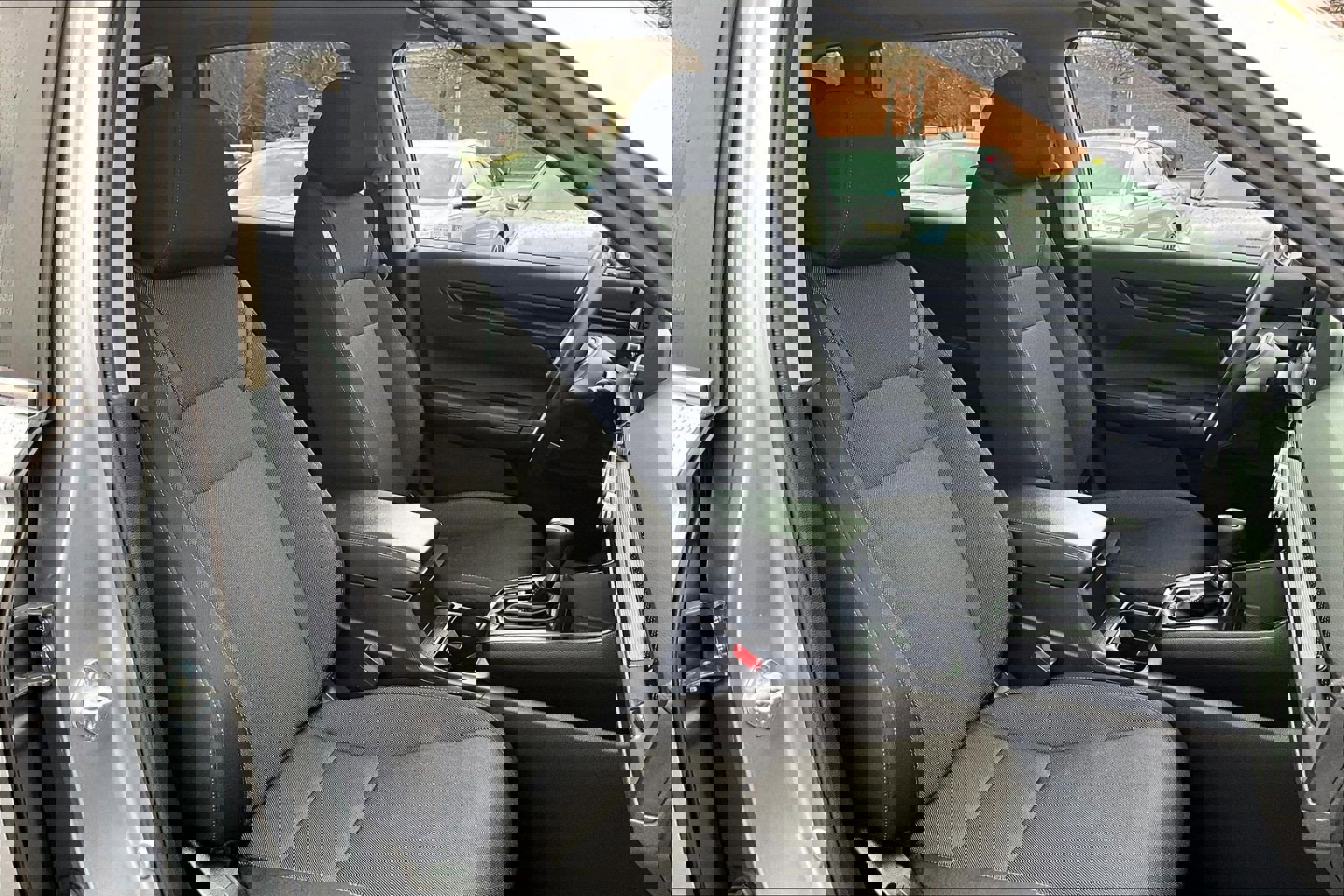 Used 2023 Honda CR-V EX image 7