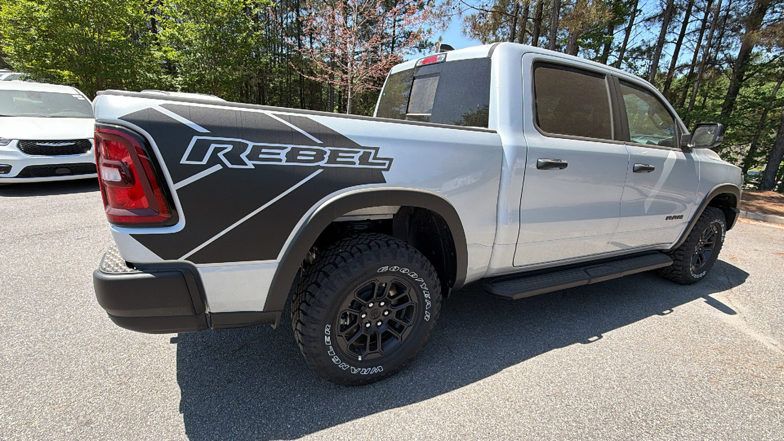 New 2026 RAM 1500 Rebel w/ Rebel Level 1 Equipment Group AWD/4WD image 8