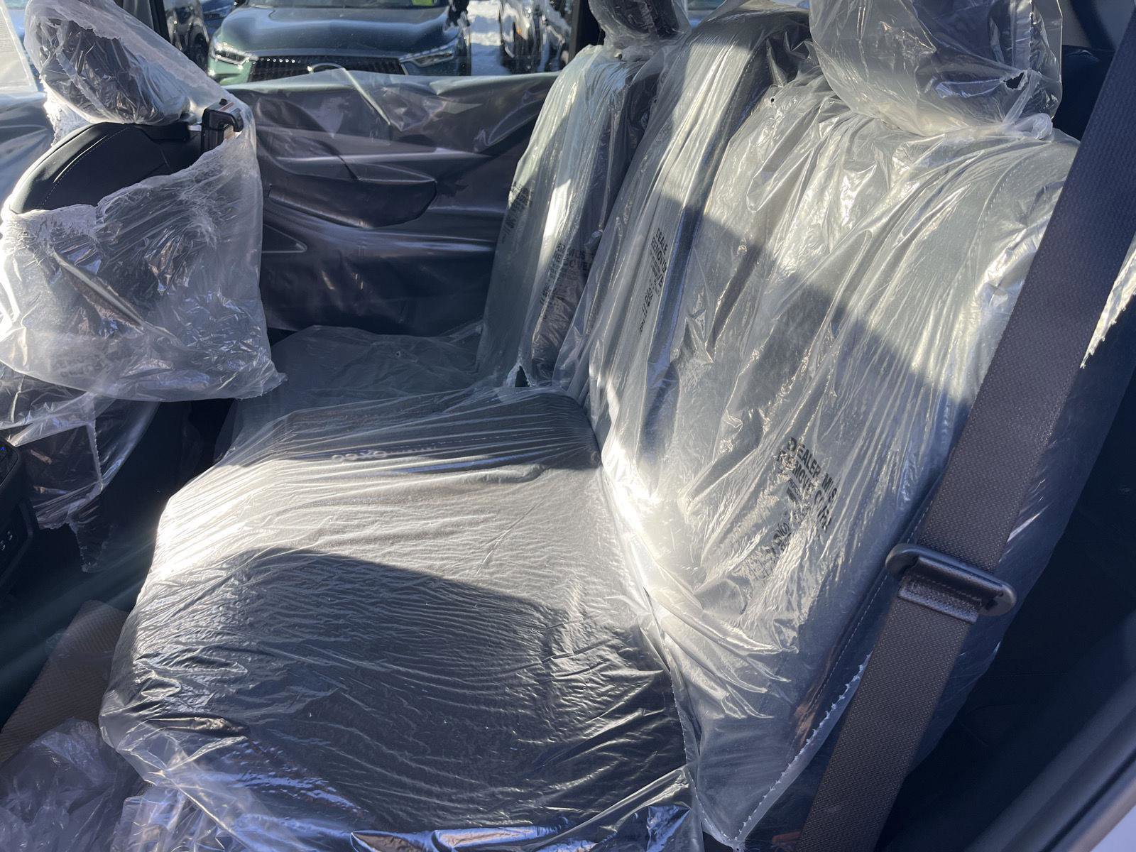 New 2026 INFINITI QX60 Luxe w/ Family Package image 12