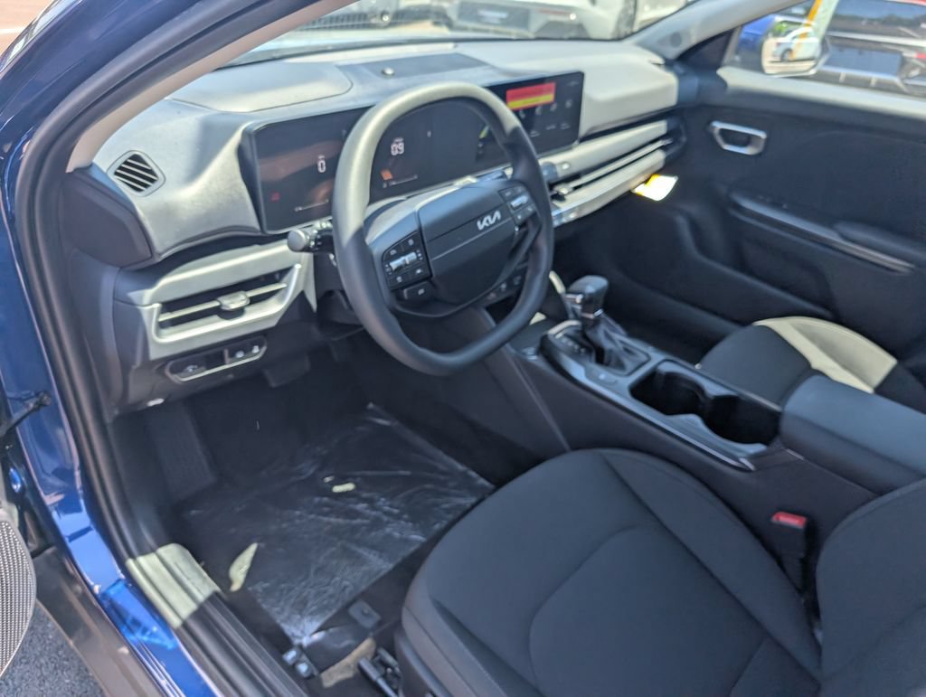 New 2026 Kia K4 FWD image 12