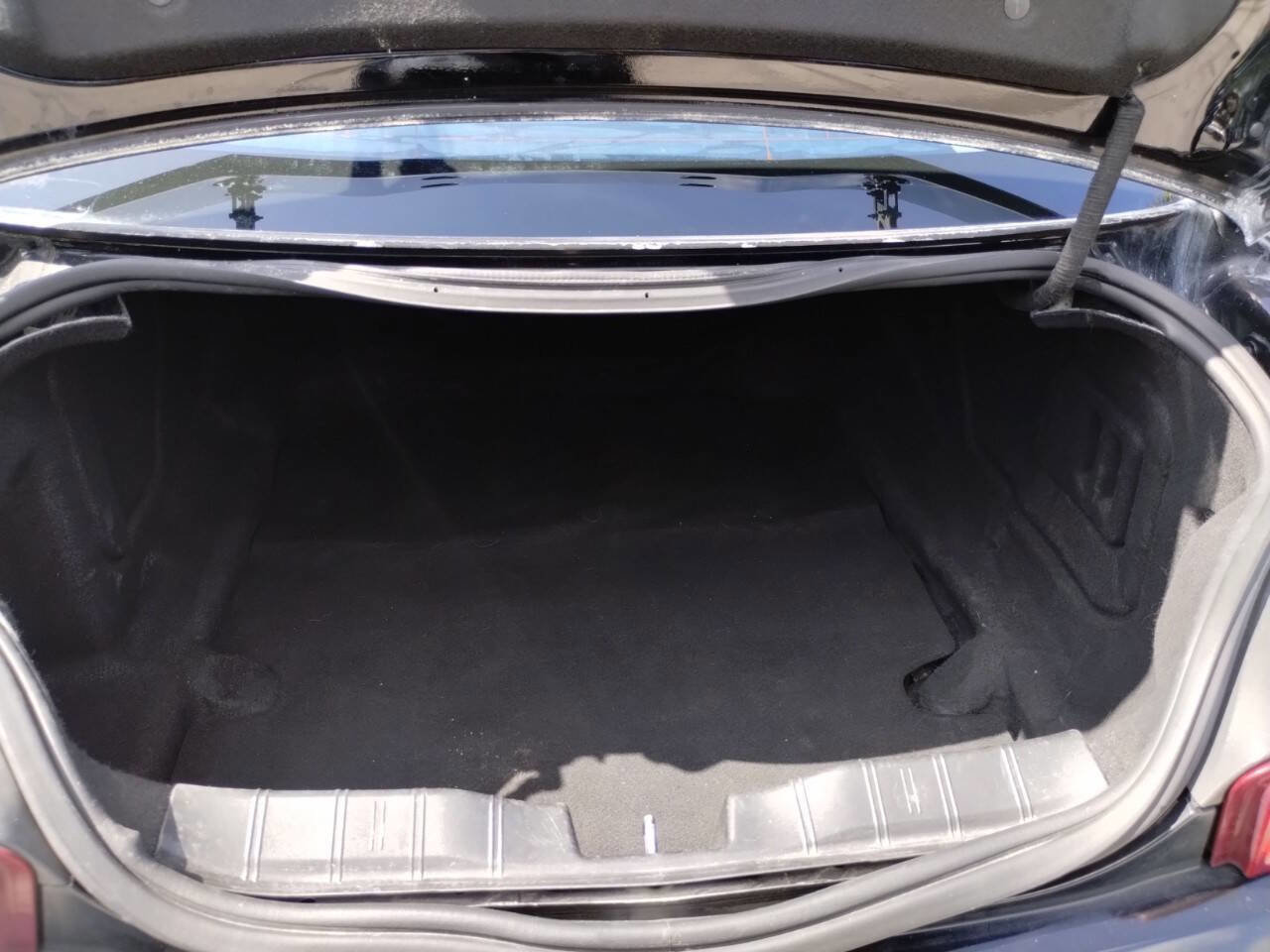 Used 2016 Chevrolet Camaro LT image 28