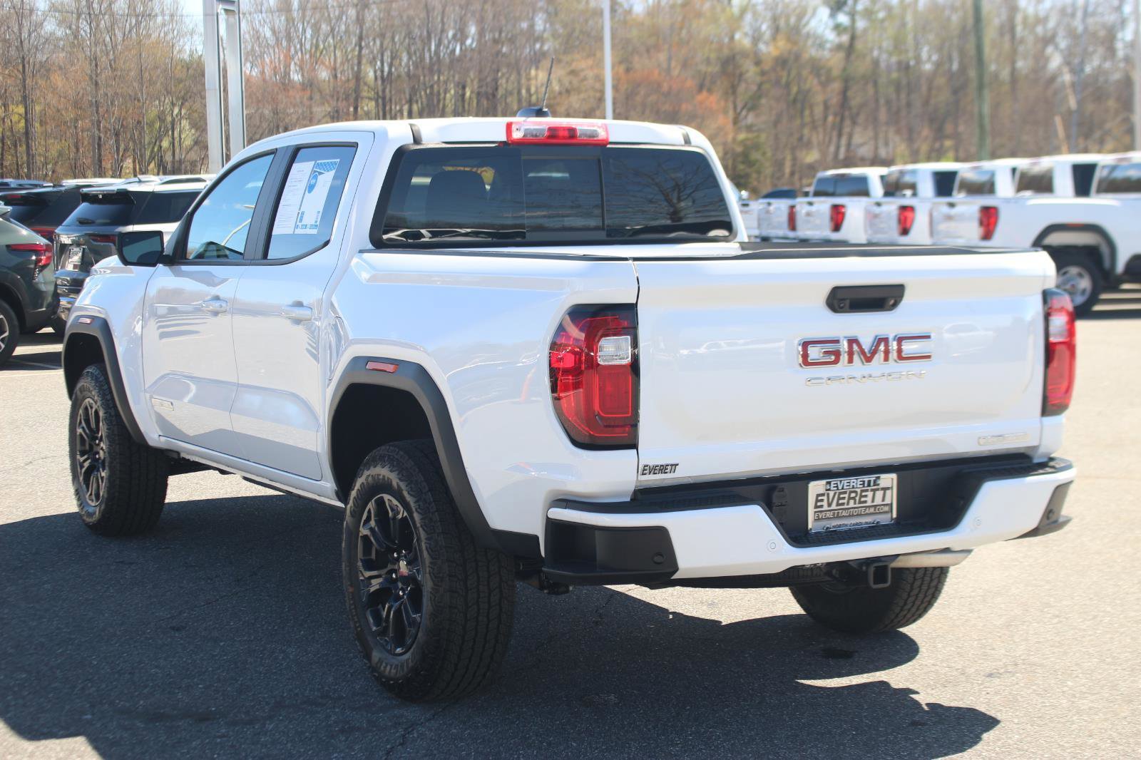 Used 2025 GMC Canyon Elevation w/ Convenience Package image 5