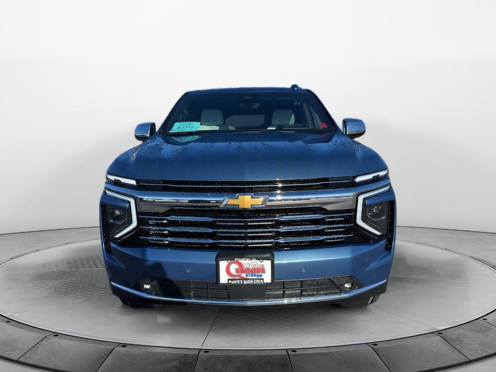 New 2026 Chevrolet Suburban Premier AWD/4WD image 8