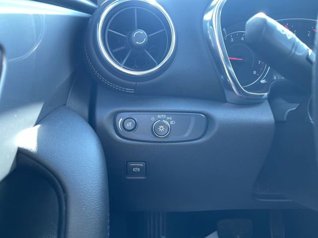 Used 2025 Chevrolet Blazer LT image 18