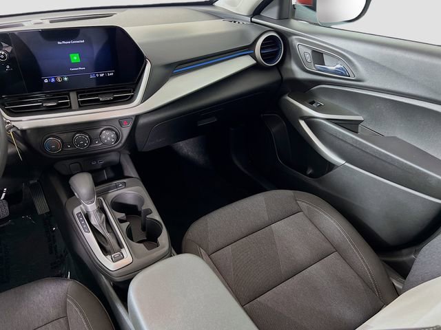 Used 2024 Chevrolet Trax LS w/ LS Convenience Package FWD image 24