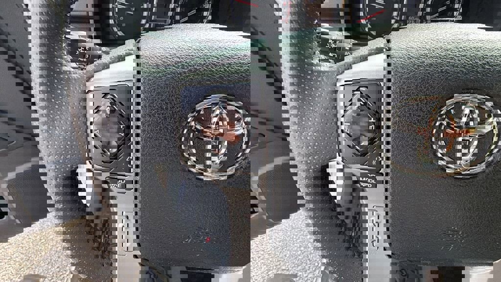 Used 2021 Toyota 4Runner Limited image 25