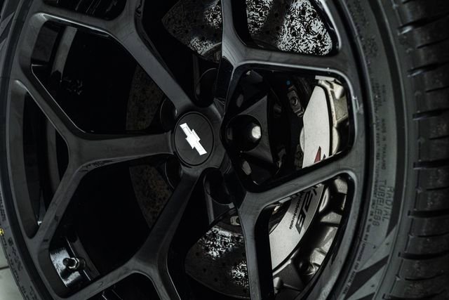 Used 2015 Chevrolet Camaro Z/28 RWD image 22