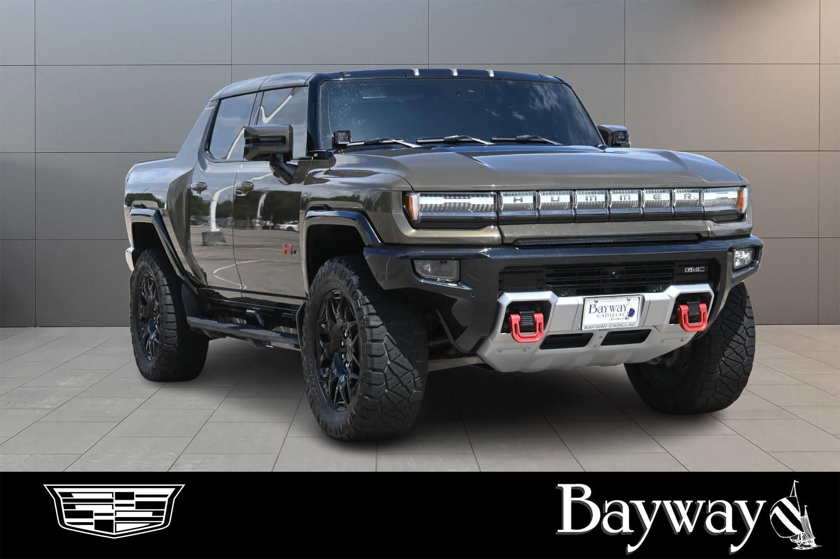 Used 2025 GMC Hummer EV 2X w/ LPO, Sport Package AWD/4WD image 3