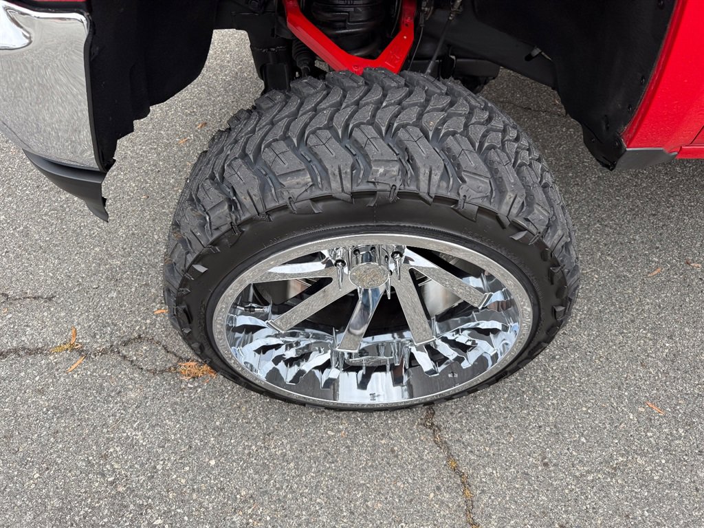 Used 2019 Chevrolet Silverado 1500 LT w/ All Star Edition image 19