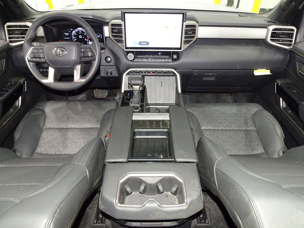 Used 2025 Toyota Tundra Limited image 28