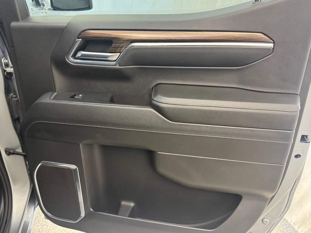 Certified 2024 Chevrolet Silverado 1500 LT image 17