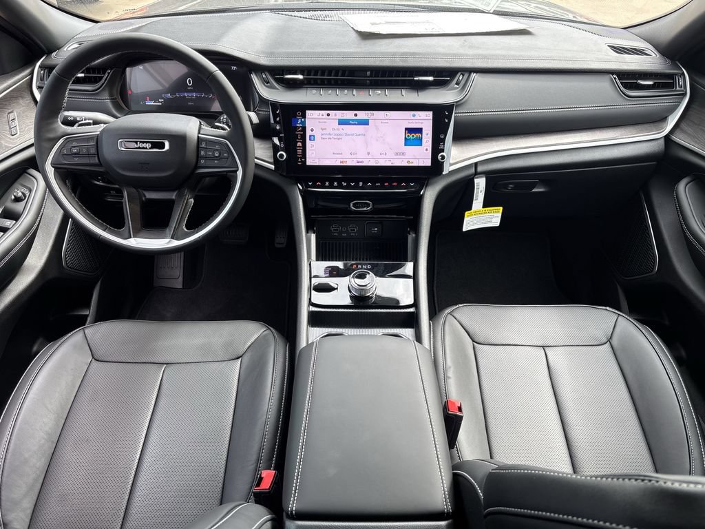 New 2026 Jeep Grand Cherokee Limited AWD/4WD image 10