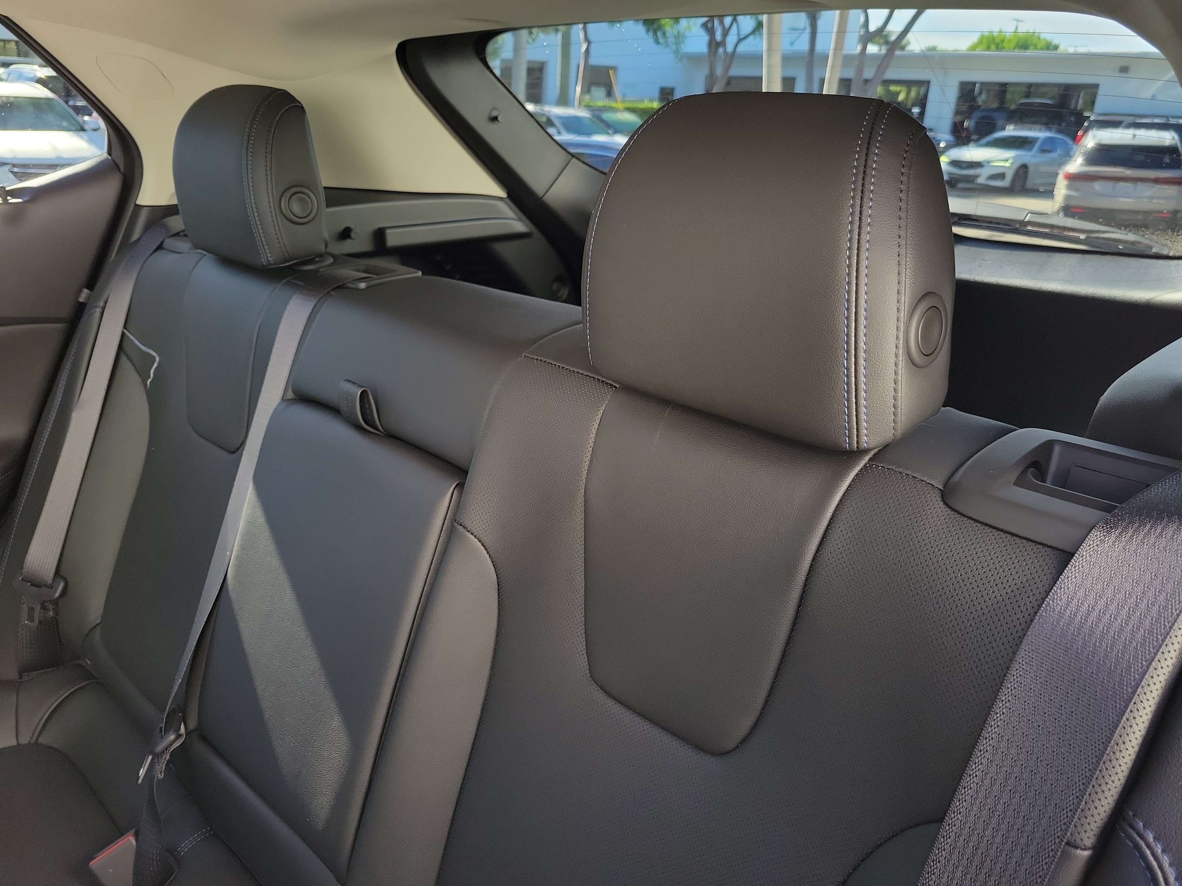 New 2026 Buick Encore GX Sport Touring w/ Advanced Technology Package FWD image 12