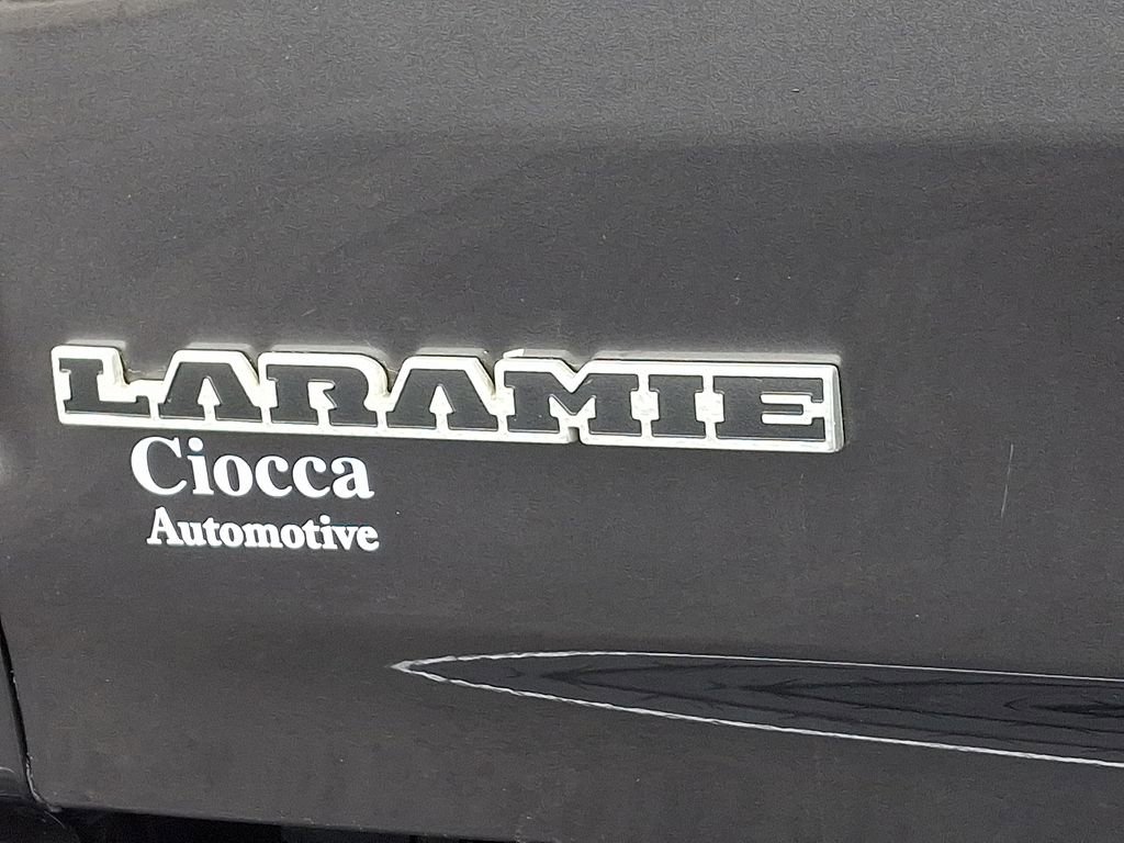 Used 2019 RAM 1500 Laramie AWD/4WD image 32