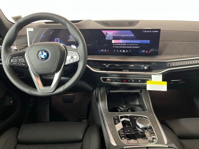 New 2026 BMW X5 xDrive50e w/ Climate Comfort Package AWD/4WD image 13